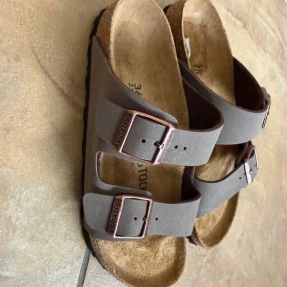 Birkenstock Arizona Slide Sandal Size 36